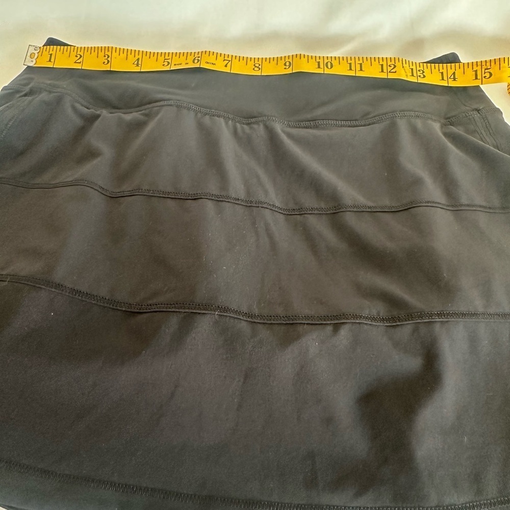 lululemon athletica Classic Black Skater Skirt - Picture 5 of 10